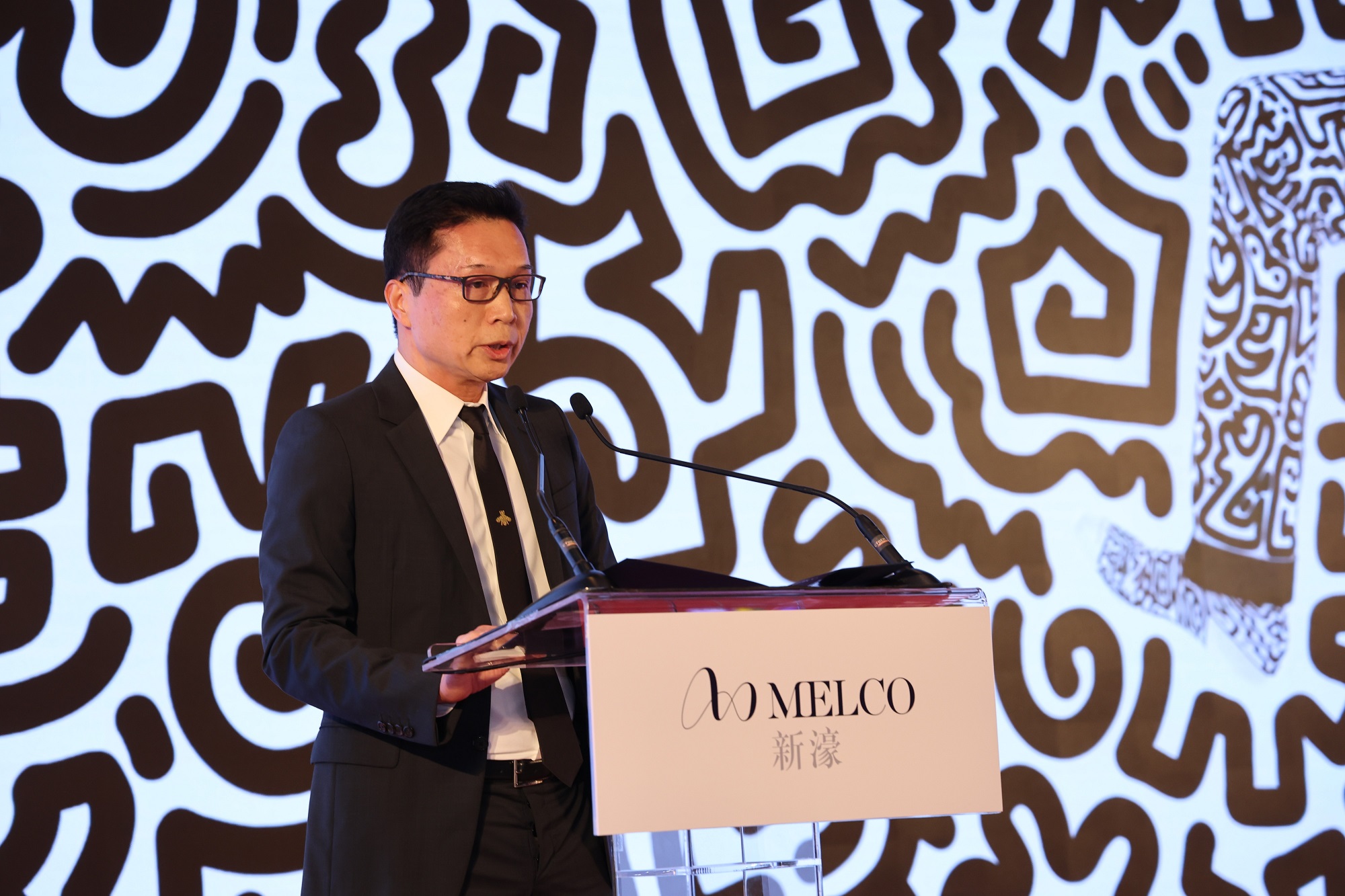Mr. Clarence Chung, Board Director of Melco Resorts & Entertainment delivers a speech in the Opening Ceremony of “Mr Doodle First Exhibition in Macao” at City of Dreams.