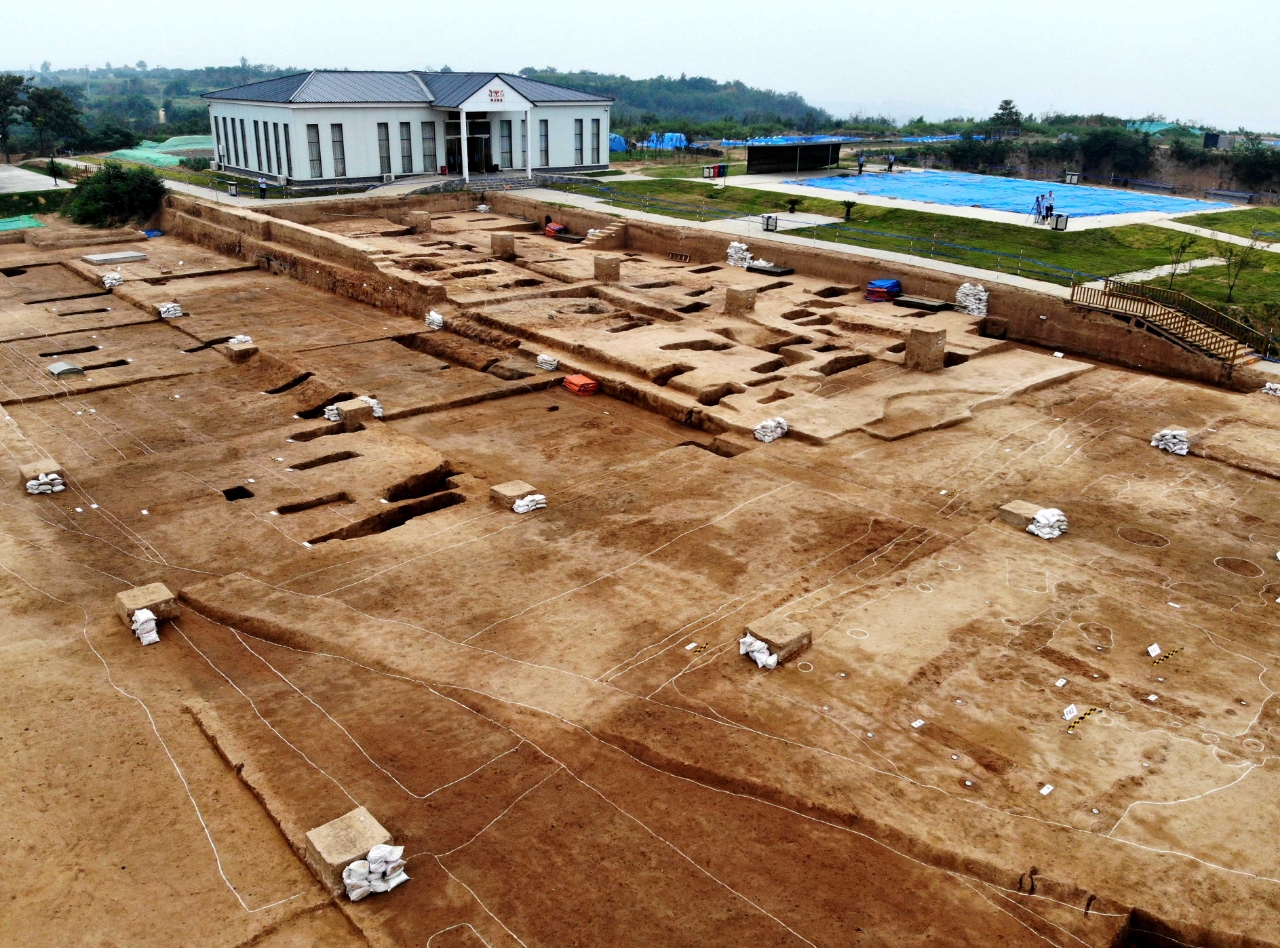 Shuanghuaishu Site in Gongyi, Zhengzhou, Henan Province